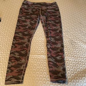 Camo print leggings